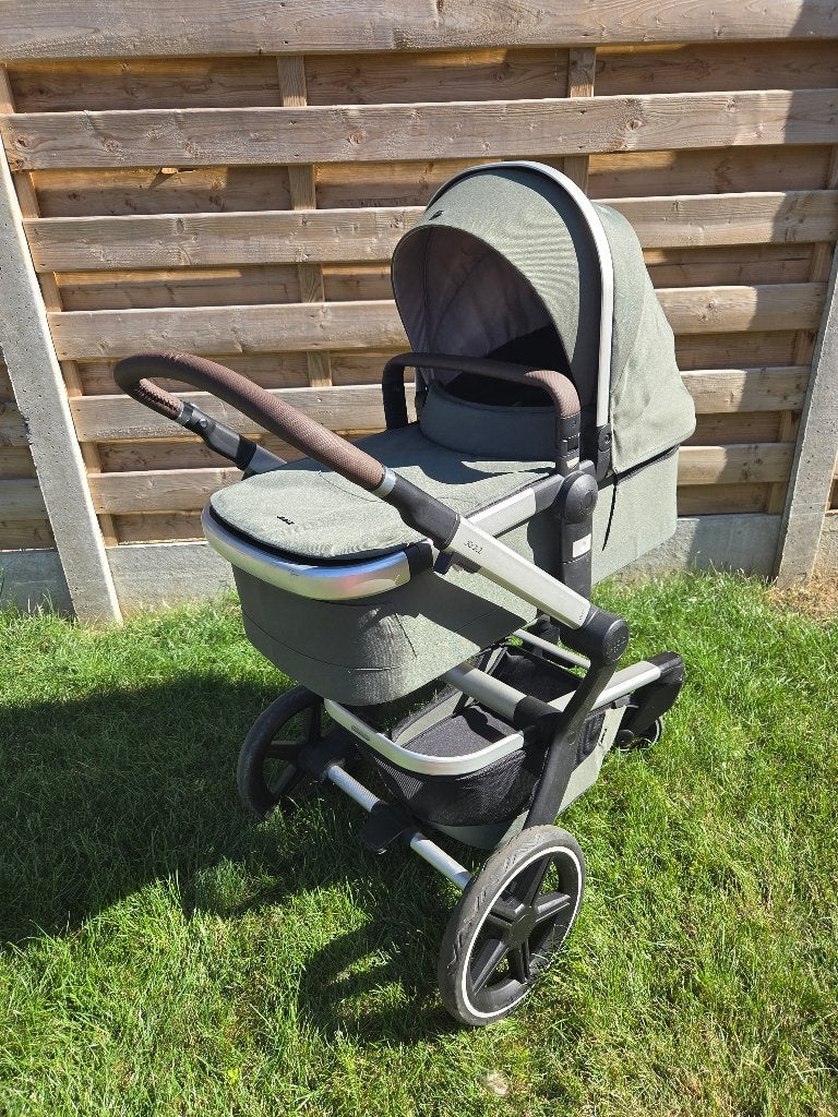Joolz day+ complete kinderwagen, Kinderen en Baby's, Kinderwagens en Combinaties, Zo goed als nieuw, Met reiswieg, Ophalen, Kinderwagen