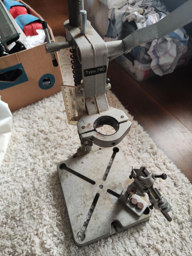Support de perçage vintage Wolfcraft Type 790, Enlèvement
