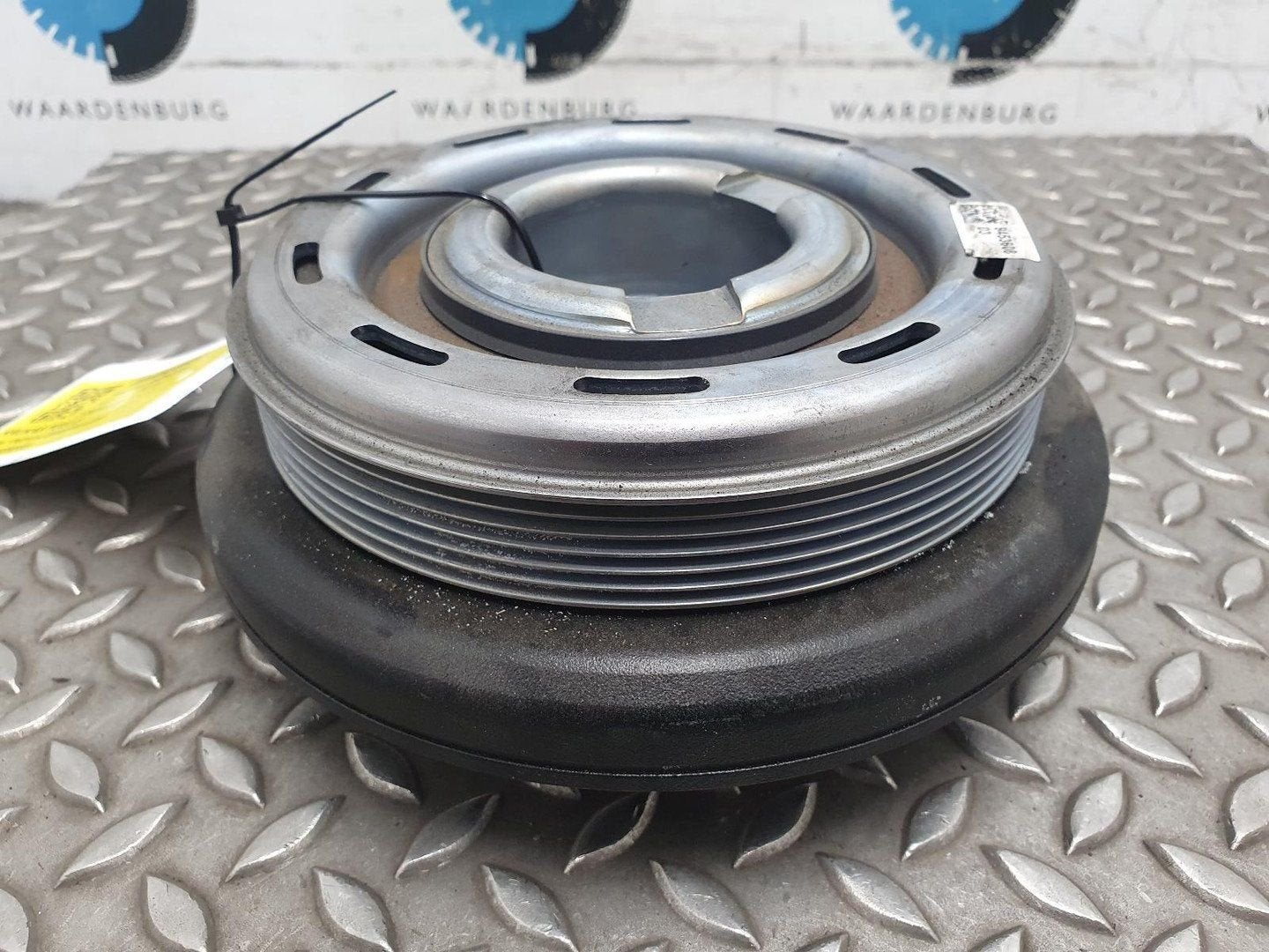 BMW 3 SERIES KRUKAS POELIE 11239453608 2024, Ophalen of Verzenden, Gebruikt, ARN erkend
