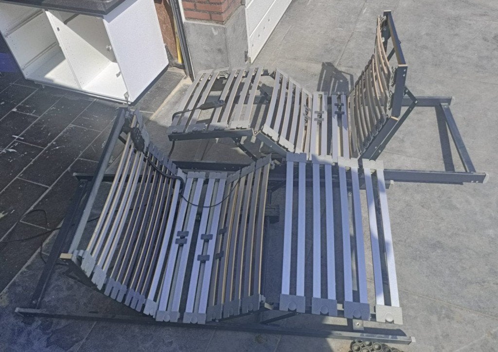 2 x sommier à lattes électriques 90 cm x 200 cm € 69, -, Maison & Meubles, Chambre à coucher | Matelas & Sommiers, 90 cm, Enlèvement