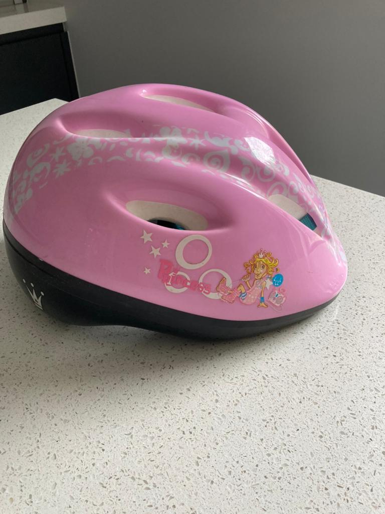 Roze prinsessen fietshelm van Decathlon, Fietsen en Brommers, Fietsaccessoires | Fietshelmen, Ophalen, Zo goed als nieuw, Meisje