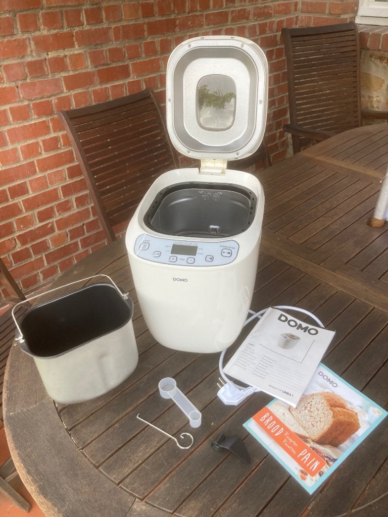 Domo broodbakmachine, Ophalen, Zo goed als nieuw, Zonder timer, Kijkvenster