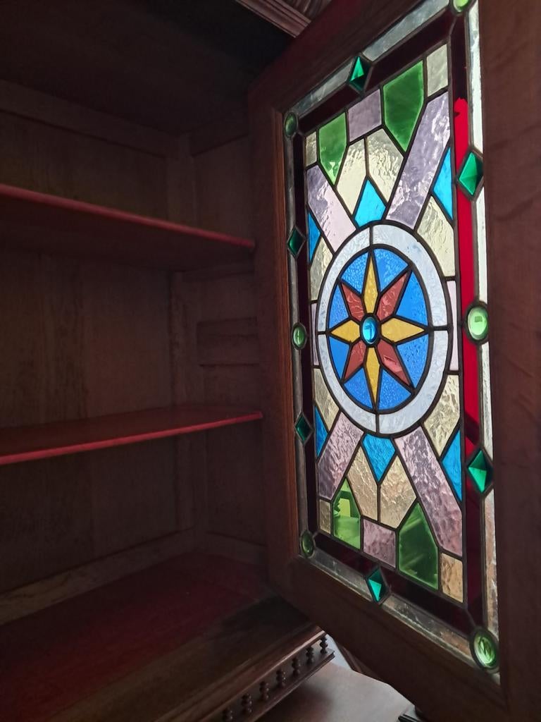 Mechelse kast uit 1920. Volledig intact, glas in lood., Antiek en Kunst, Ophalen