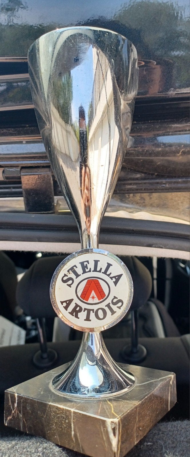 Beker Stella Artois, Ophalen, Stella Artois
