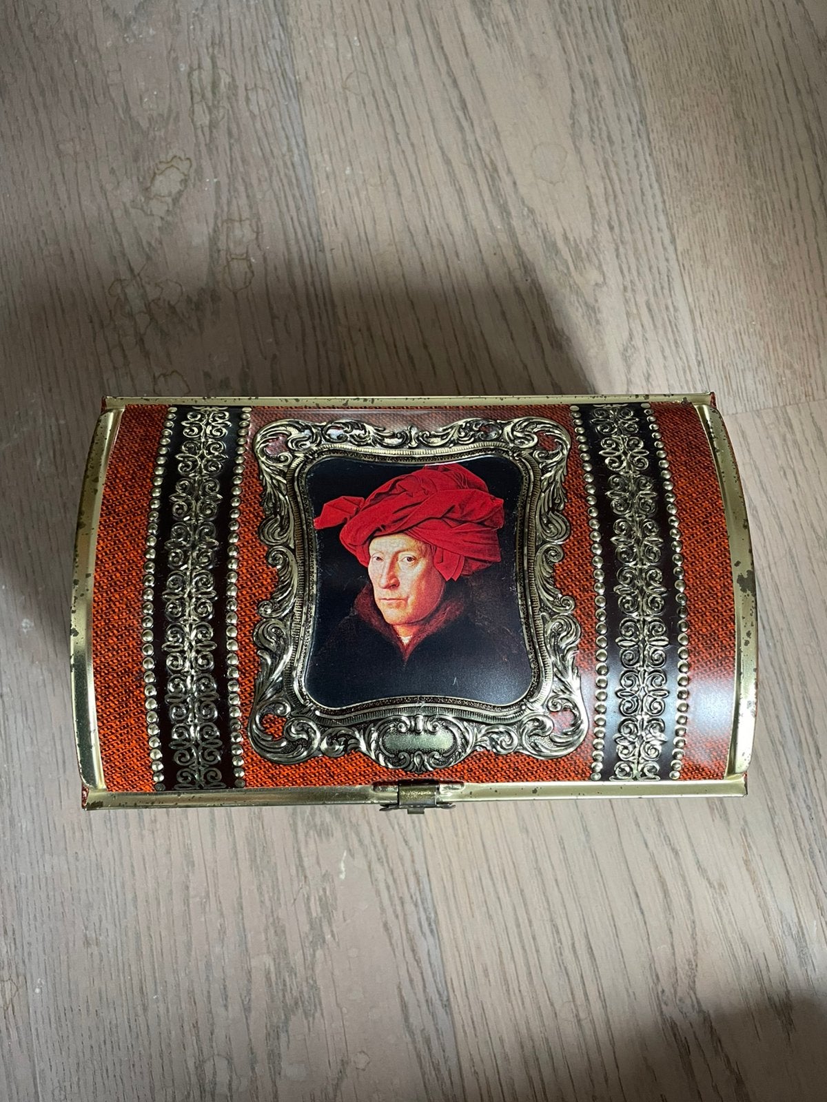 Boîte en fer blanc - Homme au turban - Jan Van Eyck, Collections, Boîte en métal, Enlèvement ou Envoi, Utilisé