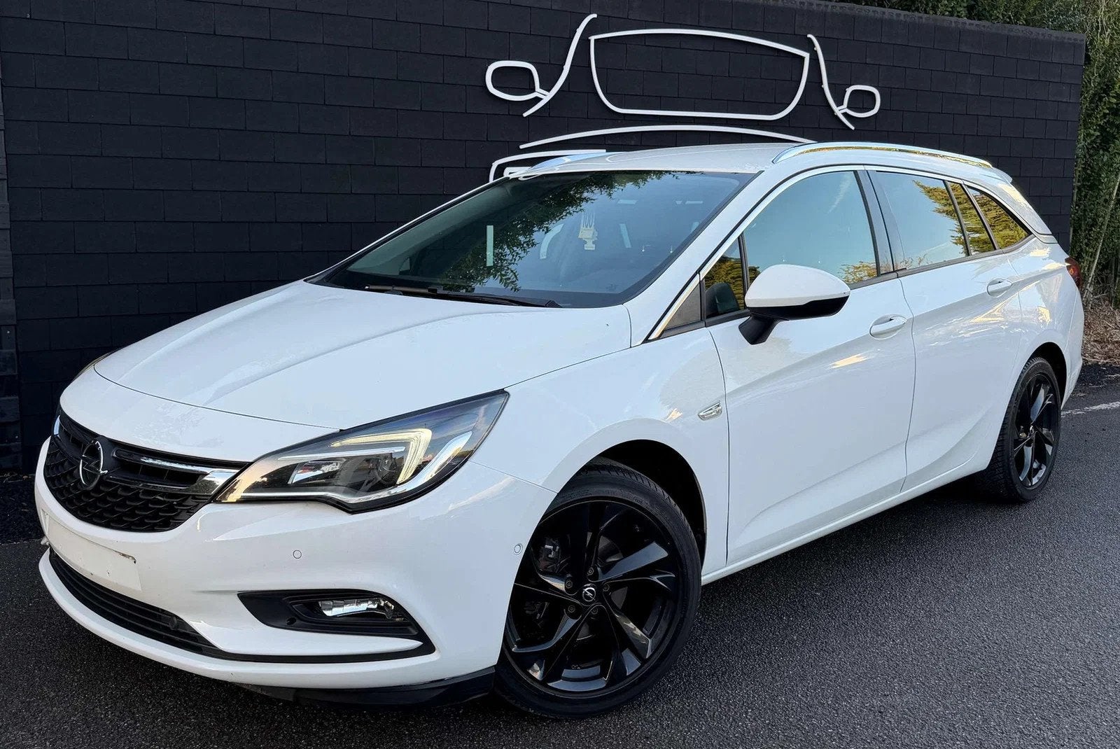 Opel Astra Sports Tourer 1.6 CDTi ECOTEC D NAVI+CAMERA+CLIM, Autos, Achat, Euro 6, Entreprise, Boîte manuelle