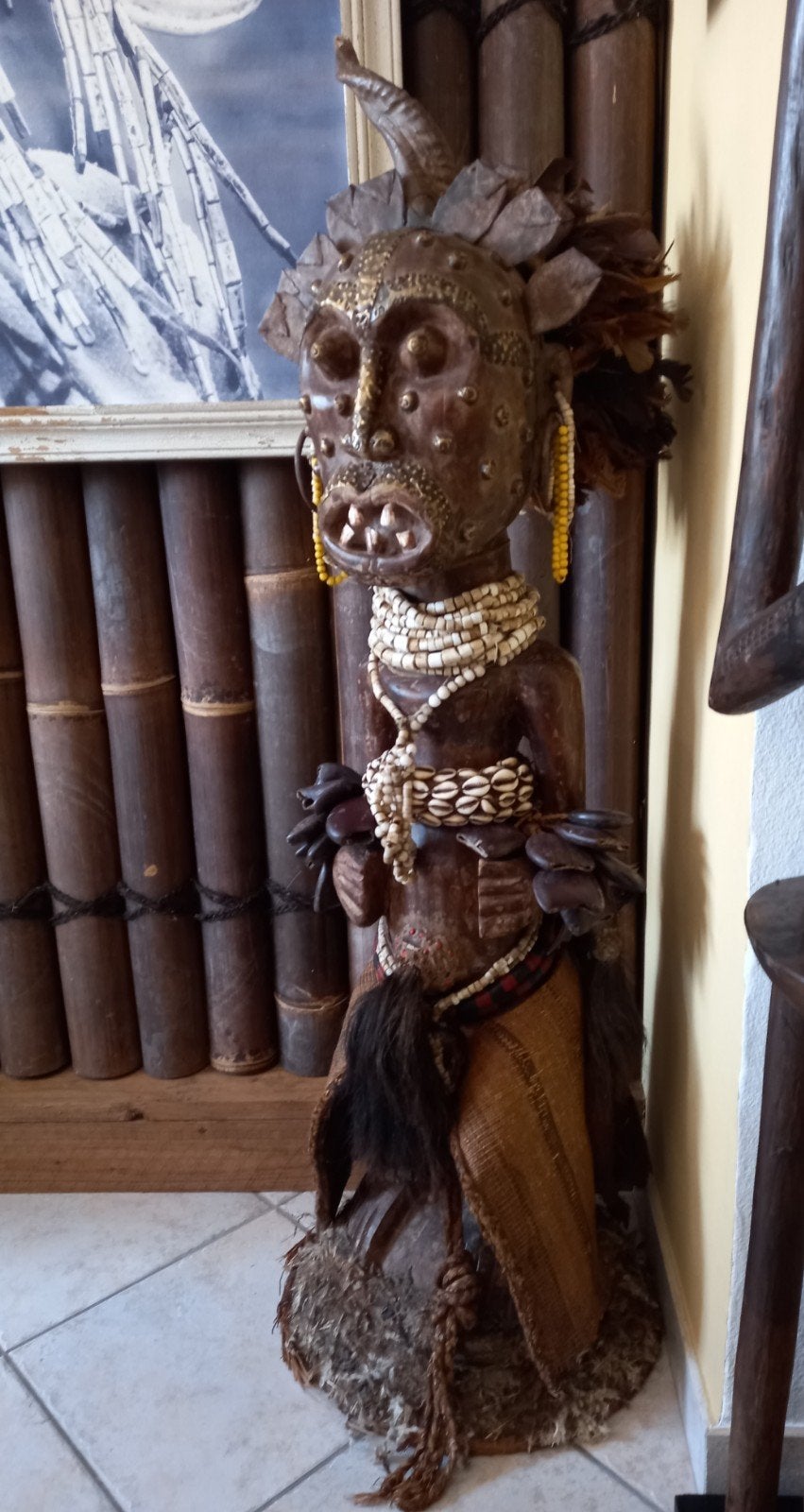 Afrikaans Songye beeld 115cm, Antiek en Kunst, Kunst | Niet-Westerse kunst, Ophalen, Beeld, Versierd, Hout