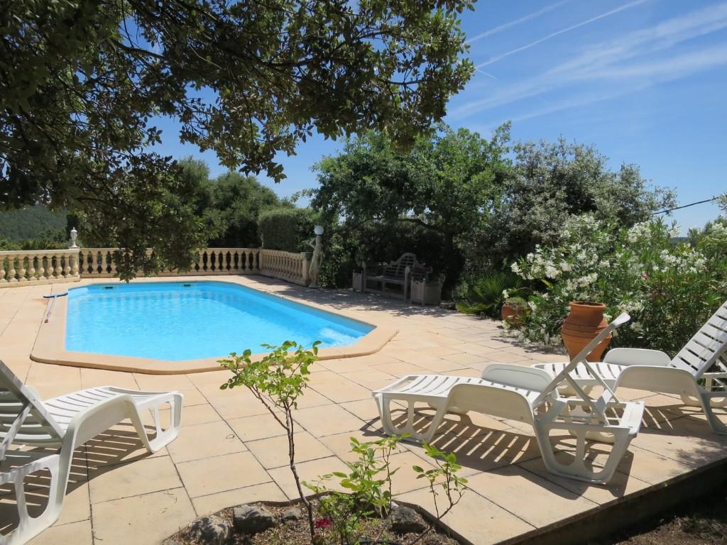 Provence villa piscine privée 7 personnes, Vacances, Propriétaire, Village, Maison de campagne ou Villa, Lit enfant