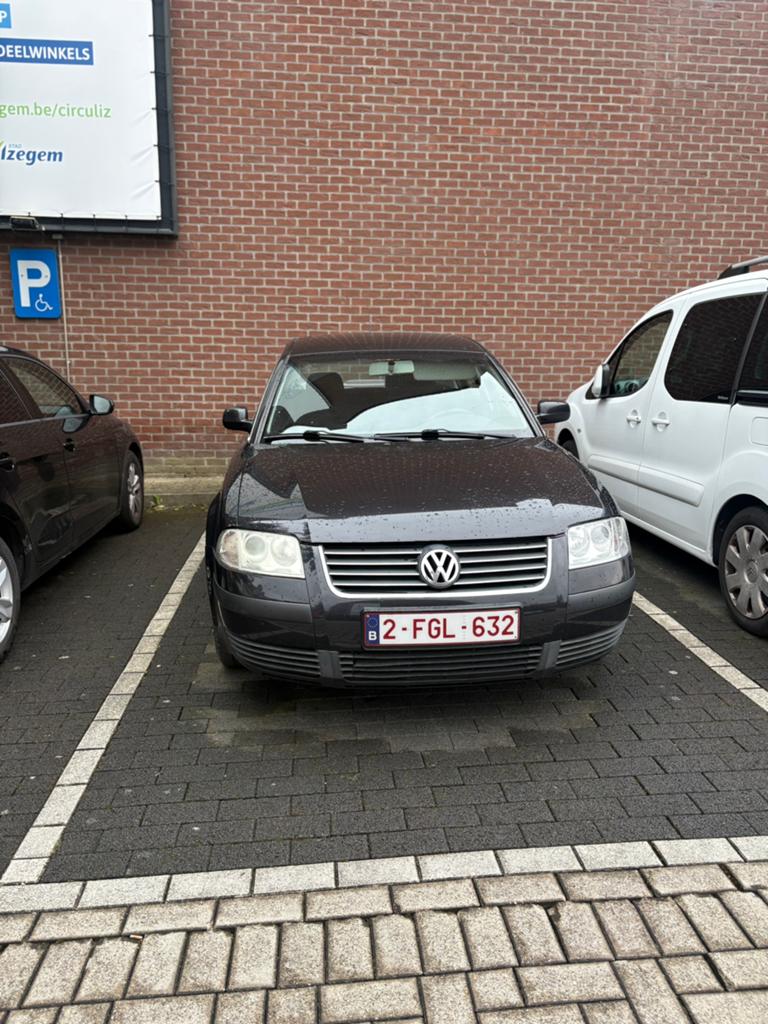 Vw passat 1.9tdi, Auto's, Volkswagen, Zwart, Zwart, 5 deurs, Particulier