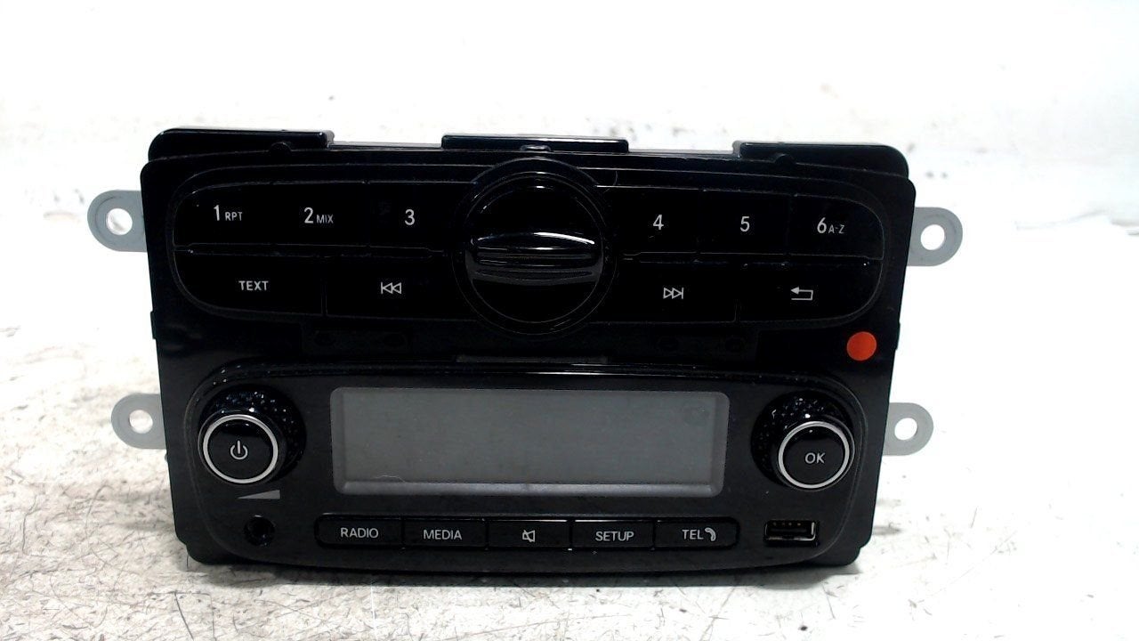 Radio Smart Forfour, Auto diversen, Autoradio's, Ophalen of Verzenden, Van der Ven Autorecycling B.V., Onderdelen@venauto.nl, Ettenseweg 76, 4706 PB Roosendaal, The Netherlands
