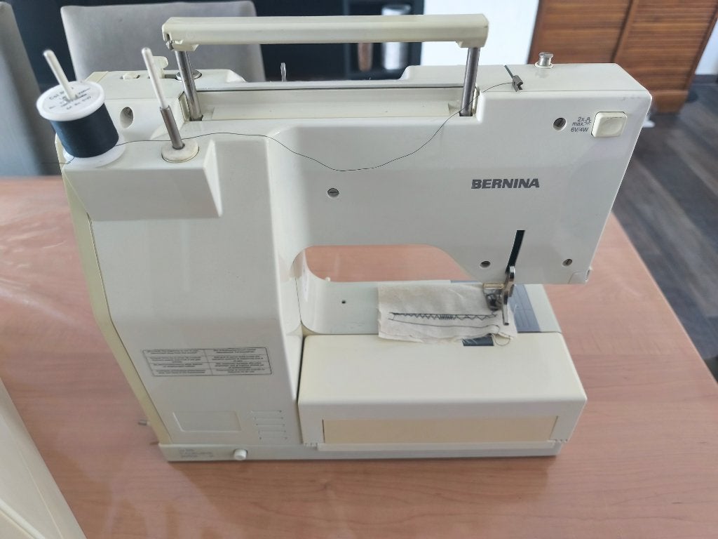Bernina 1020 naaimachine, Ophalen, Zo goed als nieuw, Naaimachine, Bernina