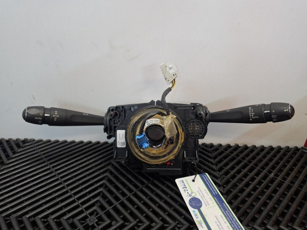 COMBISCHAKELAAR STUUR Citroën DS5 (KD / KF), Auto-onderdelen, Gebruikt, Citroën, Kontakt-citroen@citroen.com, Citroën Deutschland GmbH