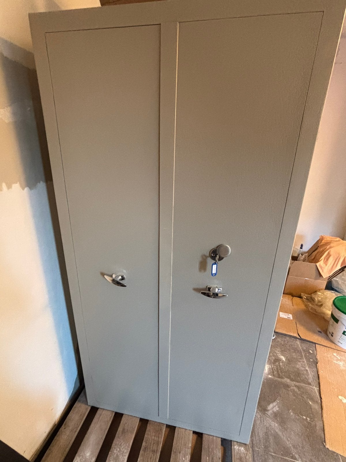 Brandwerende archief/kluiskast in top staat!, Huis en Inrichting, Ophalen, Zo goed als nieuw