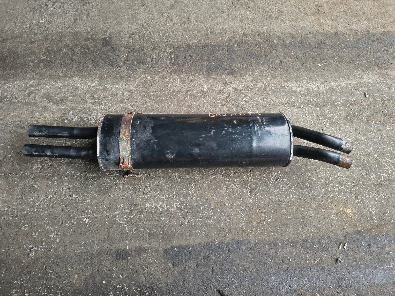 BMW 728i E34 uitlaat einddemper, Gebruikt, ., Ophalen of Verzenden, BMW