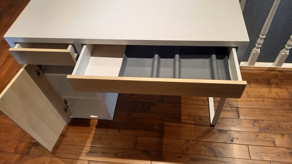 Bureau blanc Ikea, Maison & Meubles, Bureaux, Comme neuf, Bureau enfant, IKEA, Scandinave, Panneau de particules ou MDF, Blanc