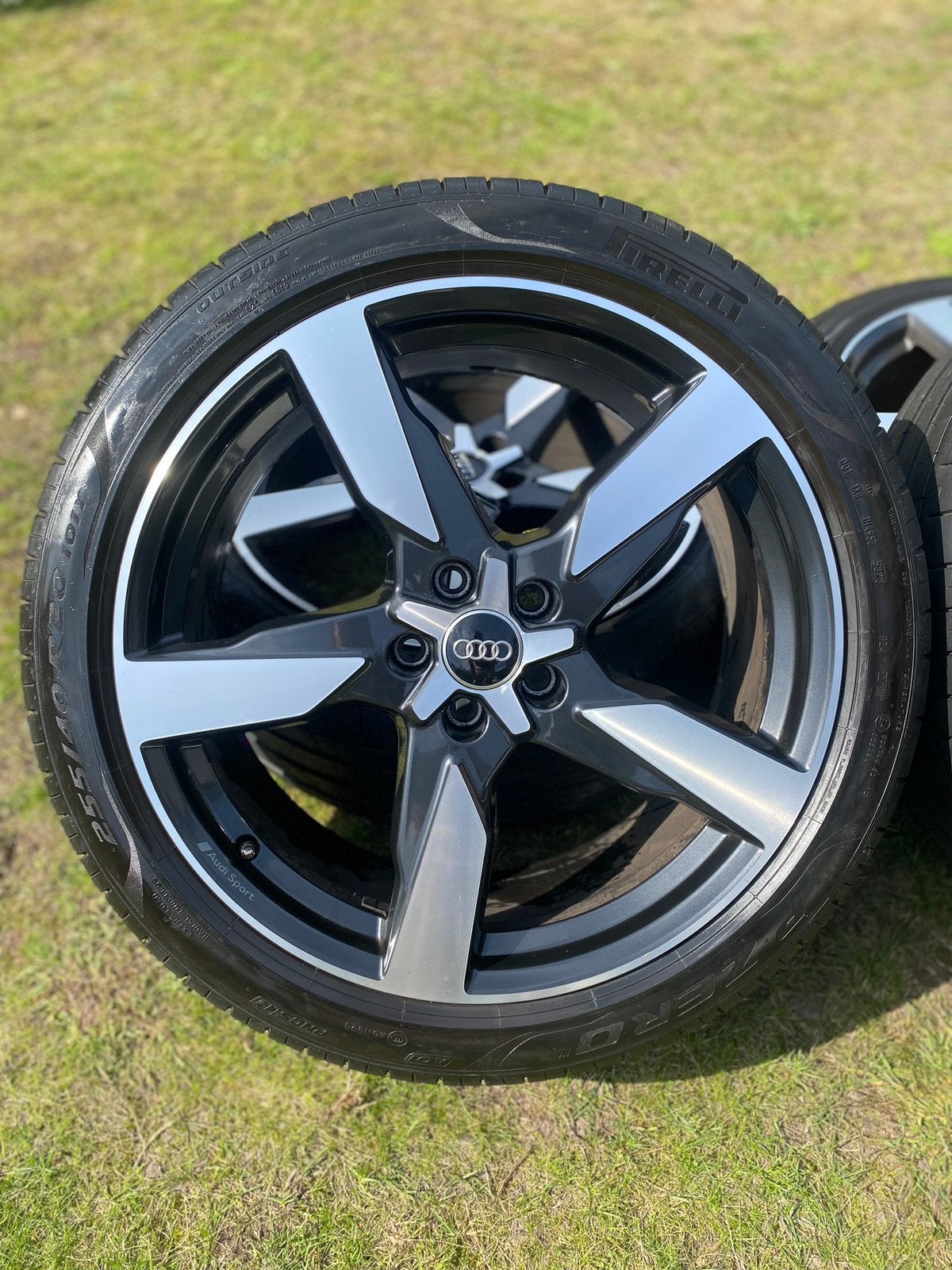 Audi A6 Q3 Tiguan Kodiaq d'origine de 20 pouces, Pneus et Jantes, 255 mm, Véhicule de tourisme, Pneus été