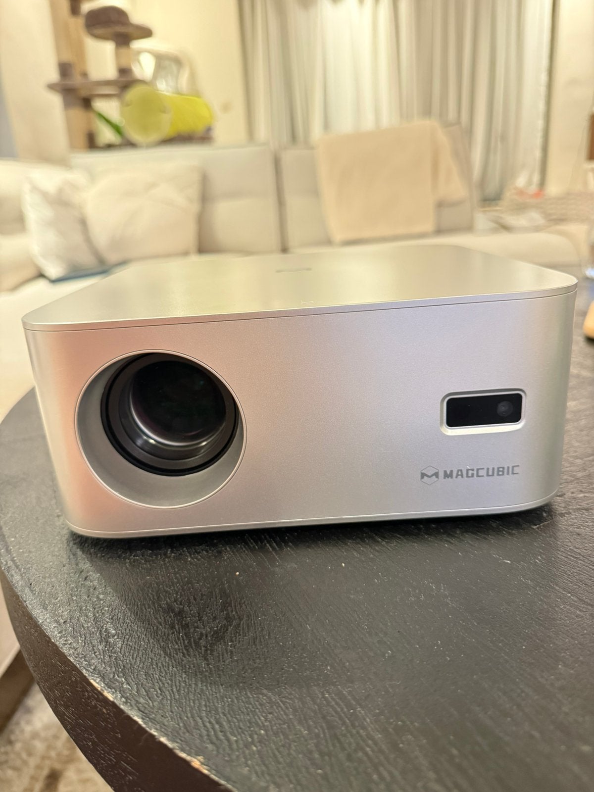 Home theatre led projector, Ophalen, Zo goed als nieuw, LED