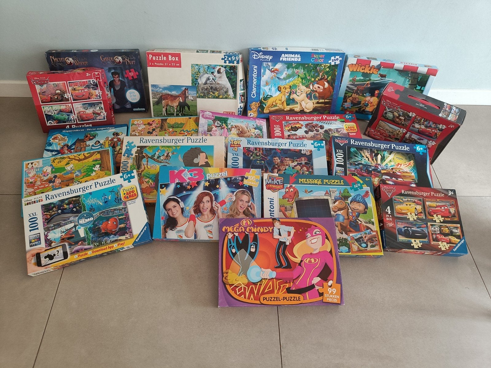 puzzelpakket voor jong en oud, van Cars, studio 100,..., Kinderen en Baby's, Speelgoed | Kinderpuzzels, Ophalen