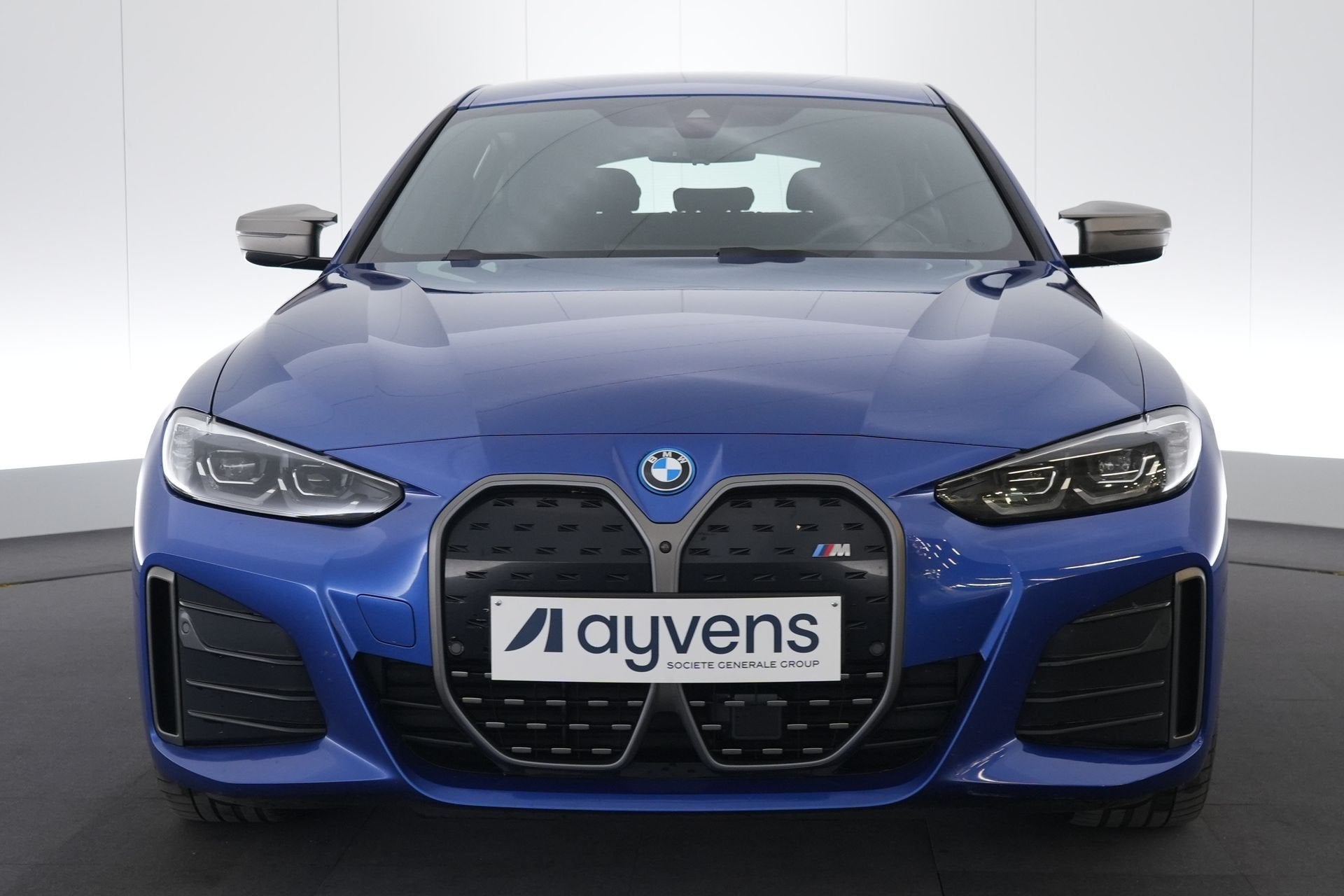 (2CRQ700) BMW I4, Auto's, Gebruikt, https://public.car-pass.be/vhr/987e7374-7fe1-4970-9e81-64c4d0846f73, Blauw, Alcantara