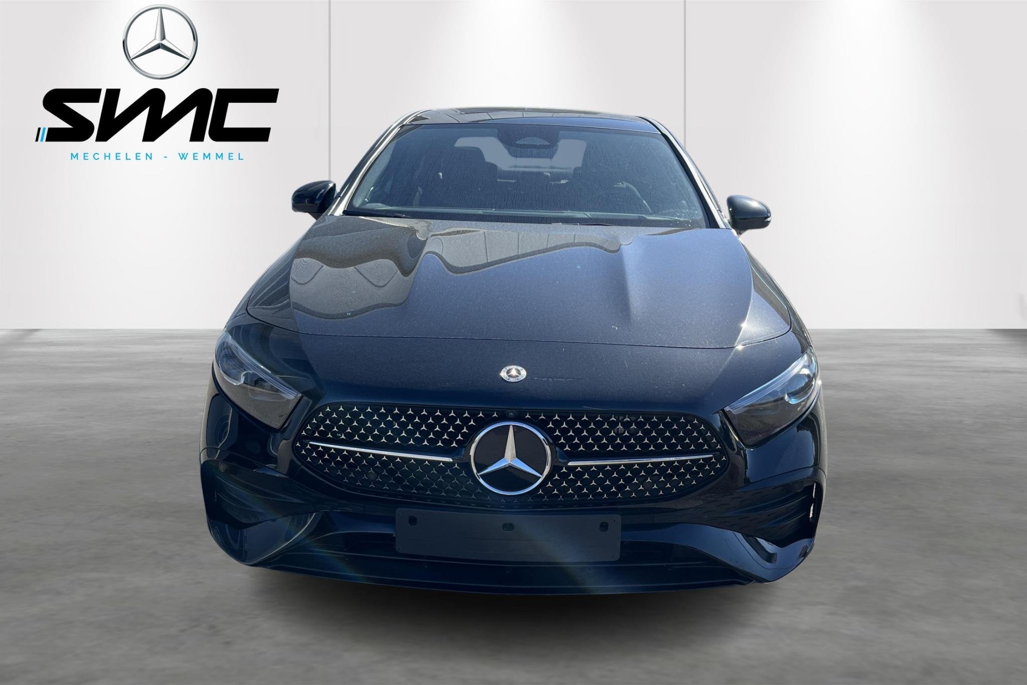 Mercedes-Benz A-Klasse Limousine A 250 e AMG Line, Auto's, 4 deurs, Stof, Gebruikt, 16 kWh