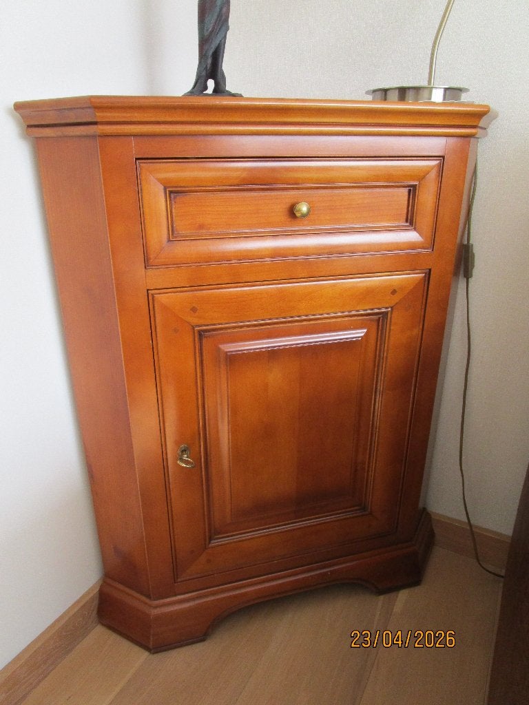 Hoekkastje, Ophalen, Met lade(s), Zo goed als nieuw, Minder dan 150 cm
