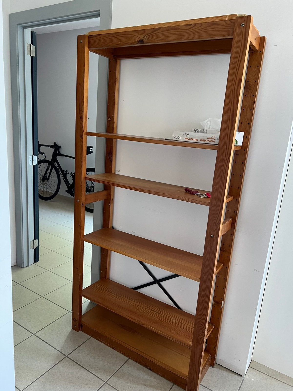 Etagere en bois, Enlèvement, Utilisé