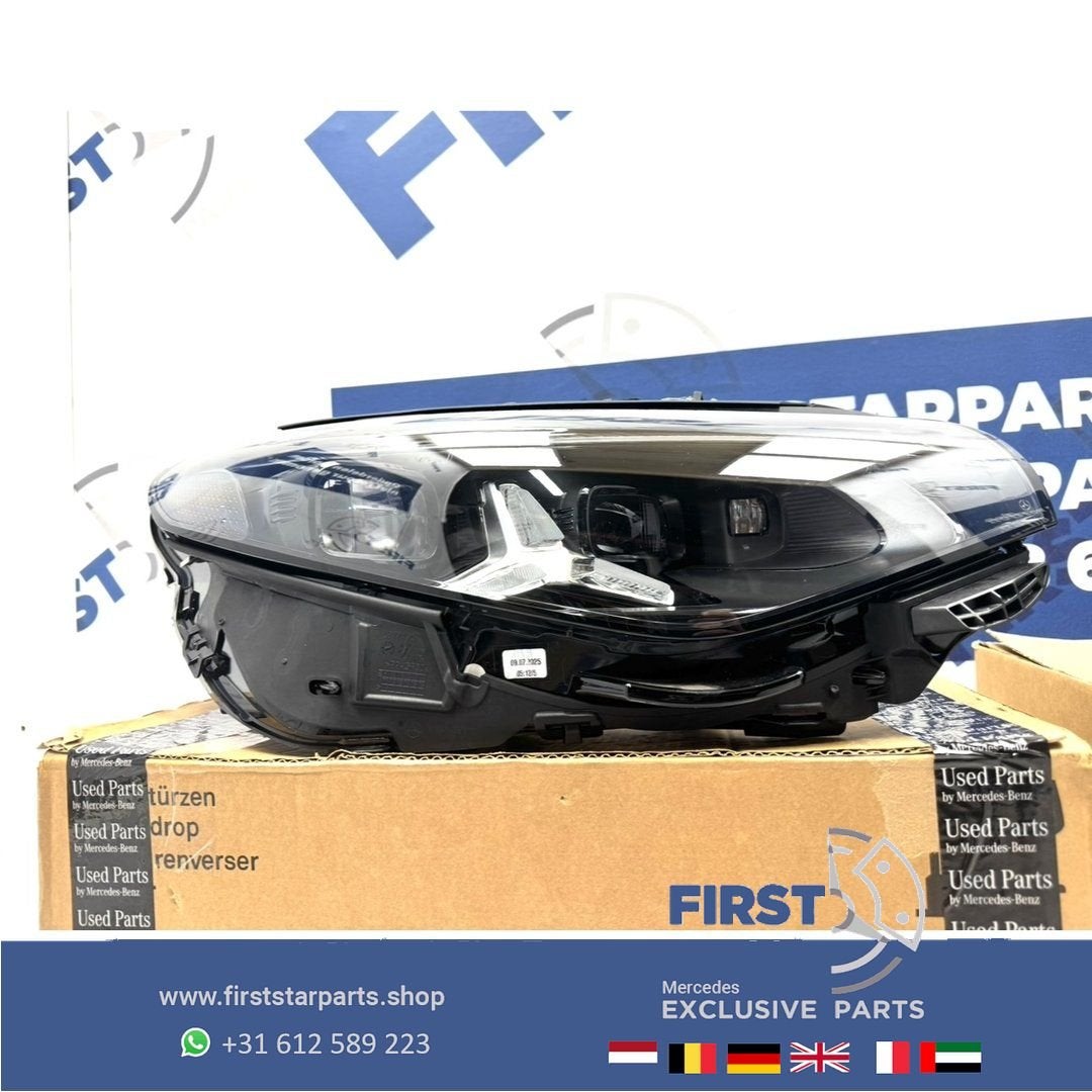 W174 CLA LED MULTIBEAM KOPLAMP RECHTS A1749064202 Mercedes 2, Gebruikt, -, Ophalen of Verzenden, -