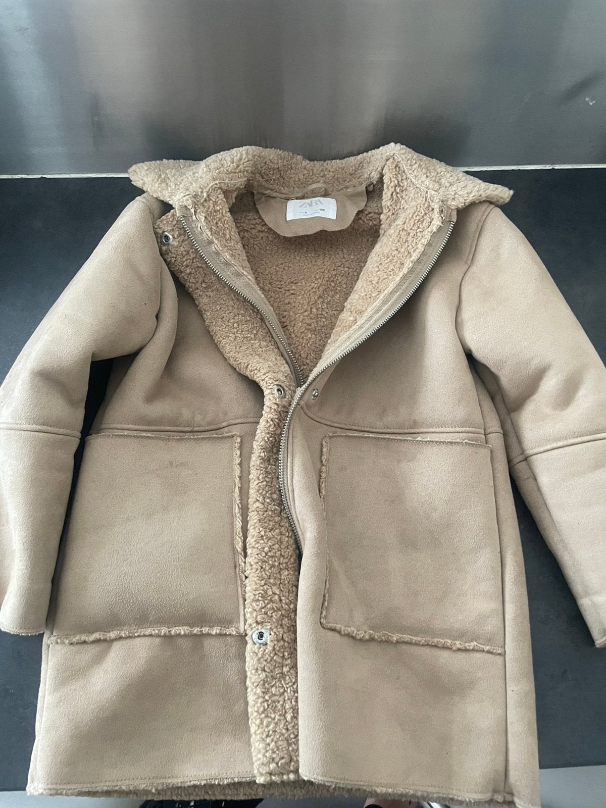 Veste automne/hiver pour fille 128, Enfants & Bébés, Enlèvement, Comme neuf, Fille, Manteau