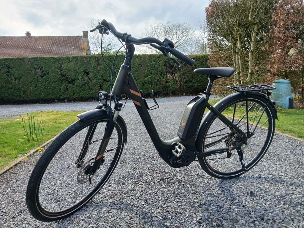 Vélo électrique pour femme, Fietsen en Brommers, Elektrische fietsen, Zo goed als nieuw, Ophalen