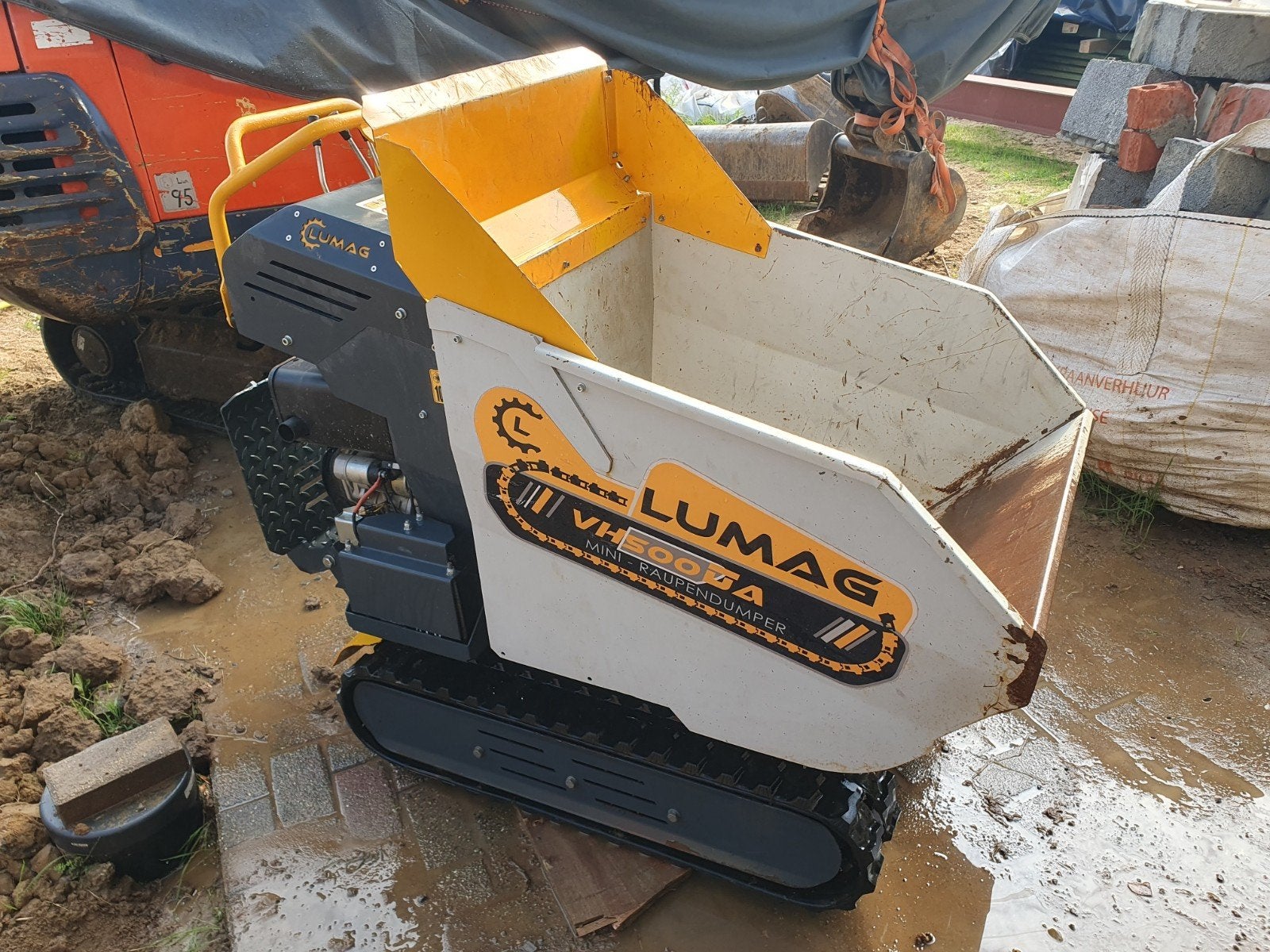 Mini-rupsdumper Lumag VH500DA, Ophalen
