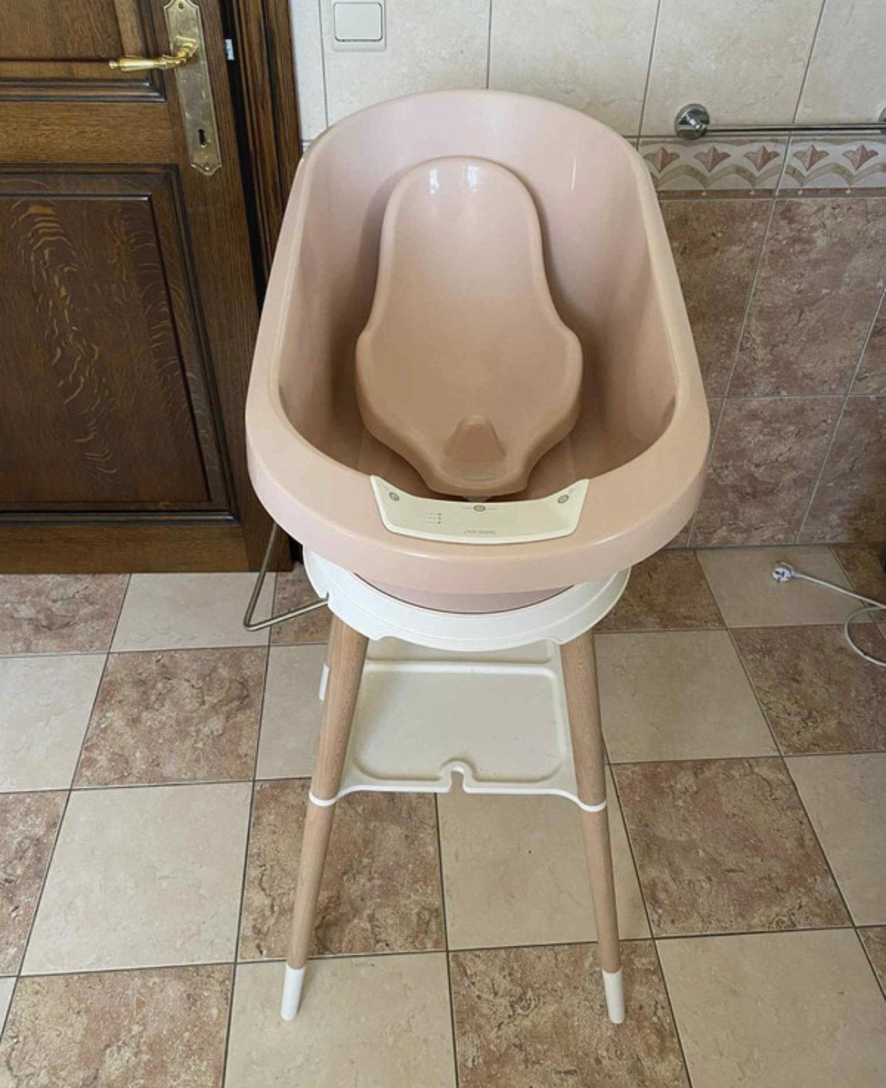 Bébéjou met thermometer, staander en verkleiner, Kinderen en Baby's, Badjes en Verzorging, Ophalen, Zo goed als nieuw