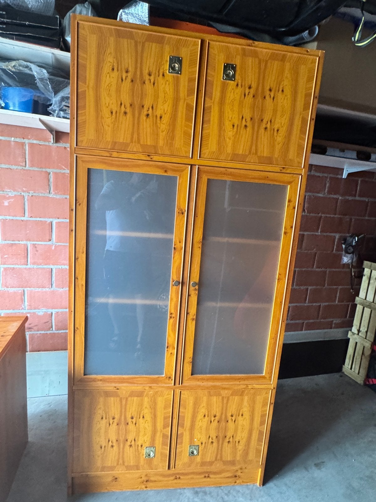 Kast en bureau GRATIS weg voor 18/06!, Enlèvement, Utilisé