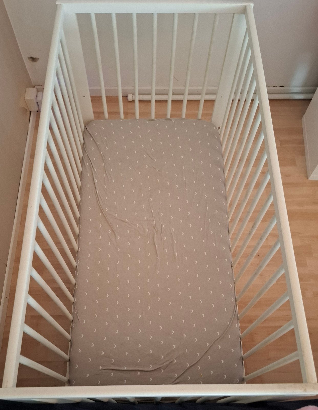 ikea baby bed, Kinderen en Baby's, Ophalen