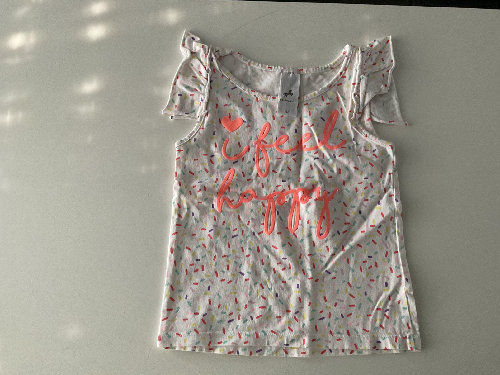 T-shirt (maat 116), Kinderen en Baby's, Kinderkleding | Maat 116, Ophalen of Verzenden, Zo goed als nieuw