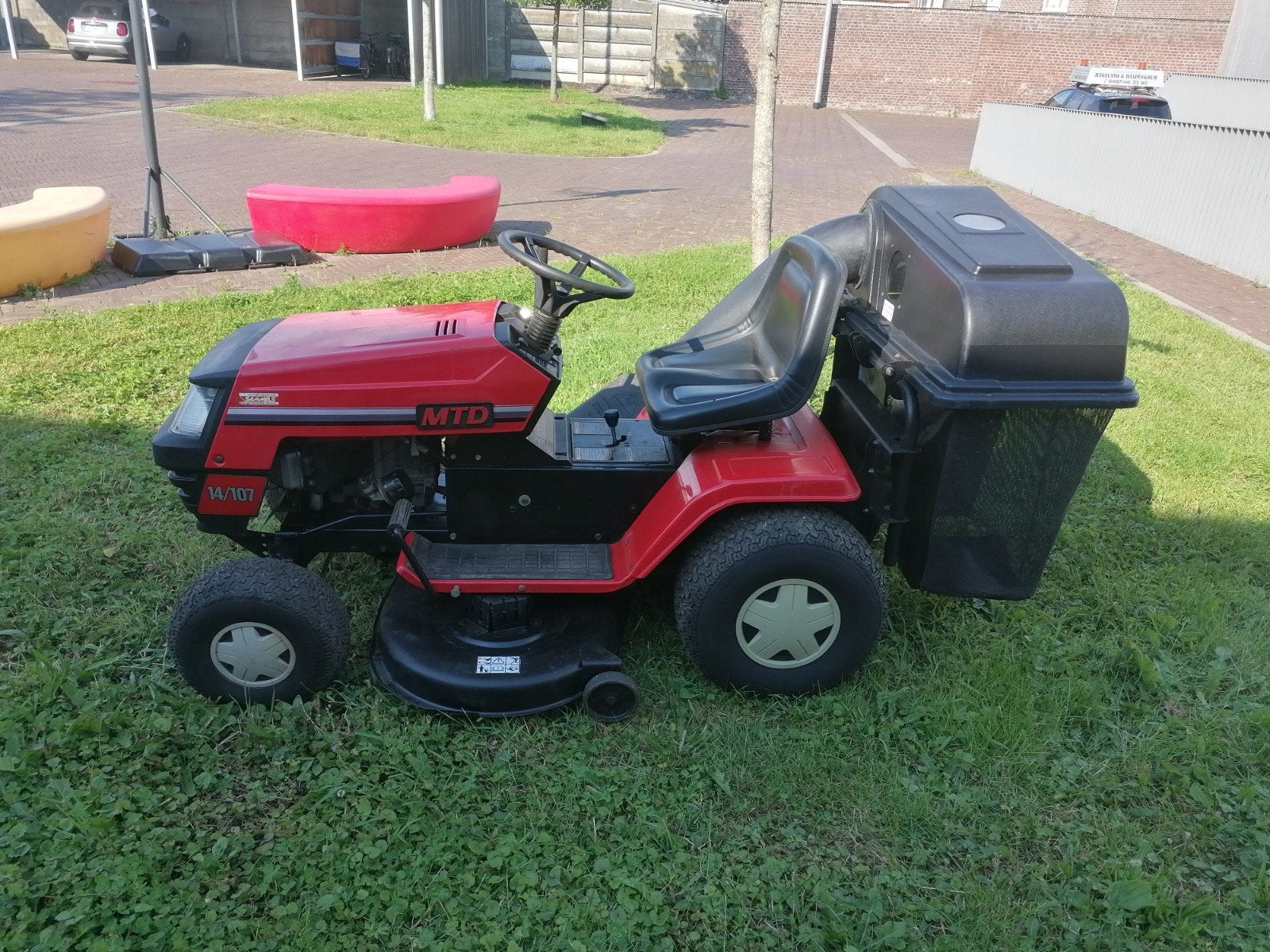 Zitmaaier mtd 14/107 vanguard v_twin, Ophalen, Versnellingen