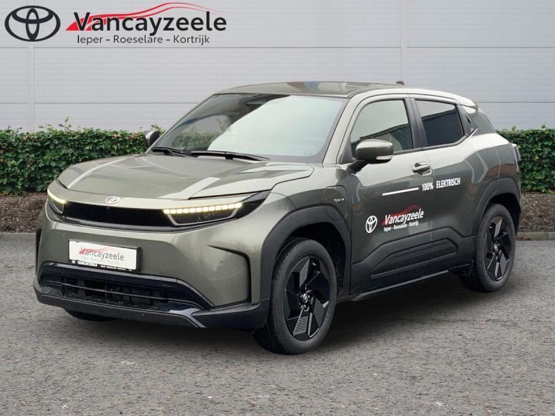 Toyota Urban Cruiser Executive+cam+gps+sens V+A, Auto's, Toyota, Urban Cruiser, Adaptive Cruise Control, Airbags, Airconditioning