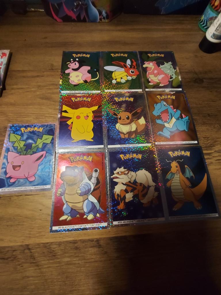Stickers pokemon  de 2001, Livres
