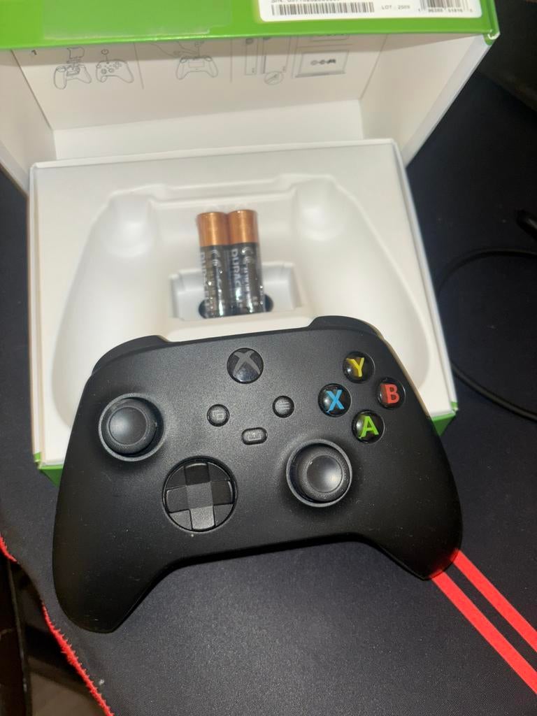 Manette Xbox avec boite et piles, Ophalen, Zo goed als nieuw
