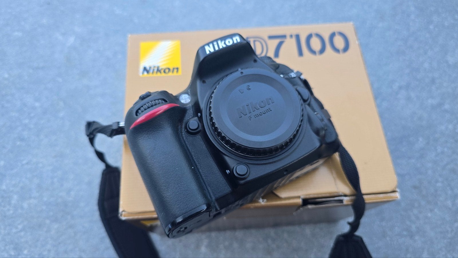 Nikon D7100 body, Stabilisation d'image, Chargeur, Enlèvement, Utilisé