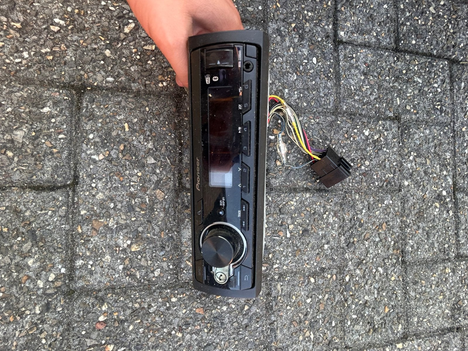 Auto radio pioneer, Enlèvement, Comme neuf
