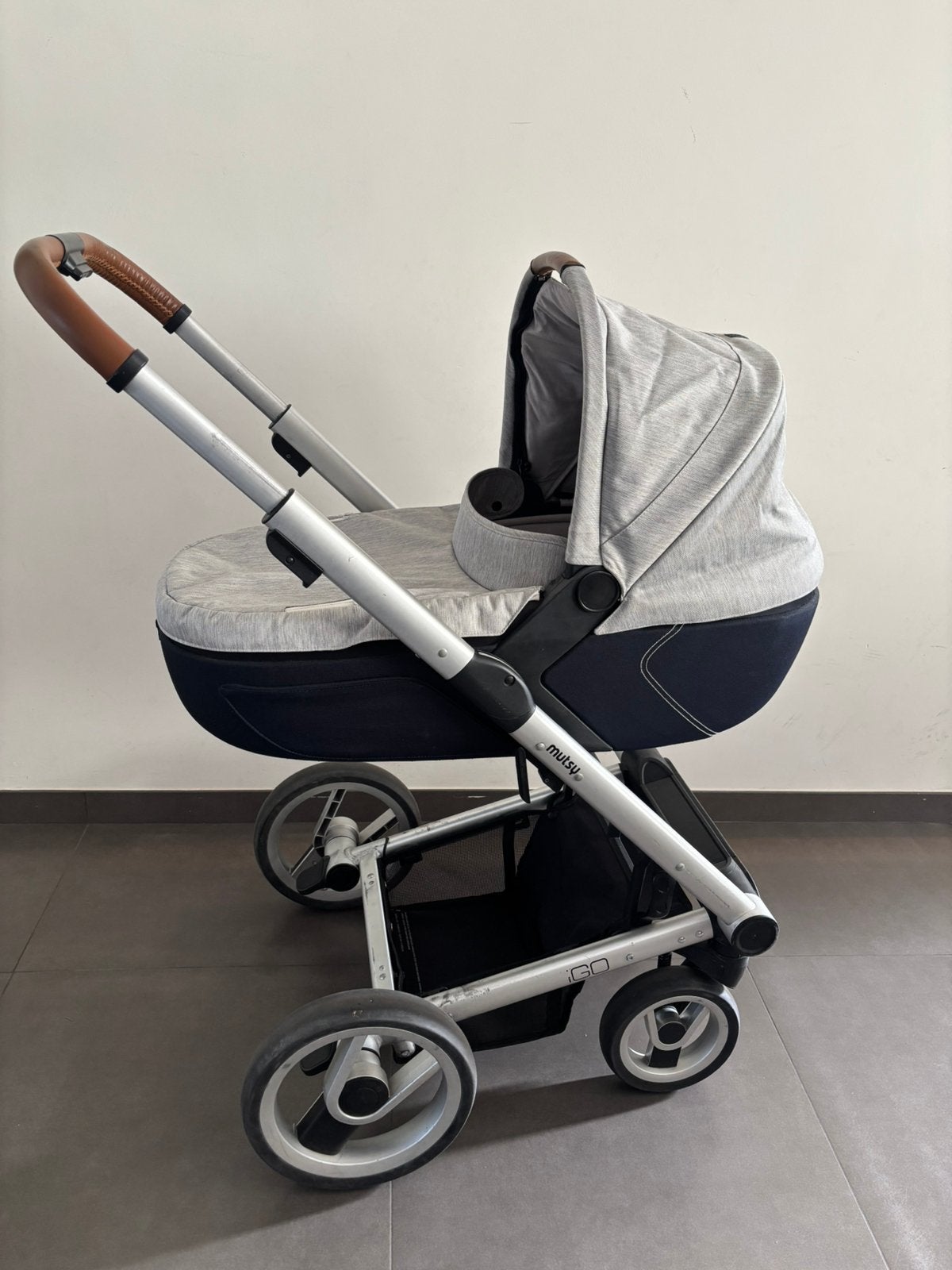 Mutsy Igo buggy, Enfants & Bébés, Poussettes & Combinaisons, Enlèvement, Utilisé, Mutsy