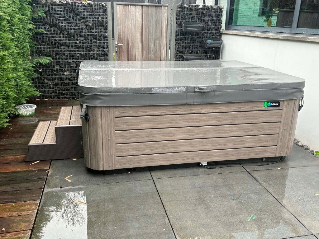 hotspring triumph jacuzzi 2 ligplaatsen, Enlèvement, Comme neuf, Couverture, Fixé