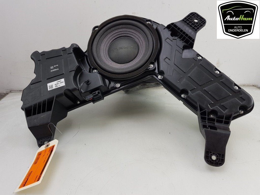 SUBWOOFER Hyundai Kona (OS) (01-2017/04-2023) (|96380J9000|), Hyundai Motor Deutschland GmbH, Gebruikt, Kaiserleipromenade 5
63067  Offenbach am Main, DE