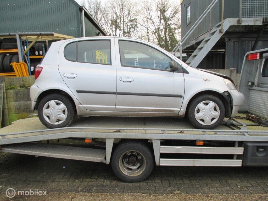 Onderdelen Toyota Yaris 1.3-16V VVT-i 2000 5-deurs, Toyota, Toyota, Utilisé