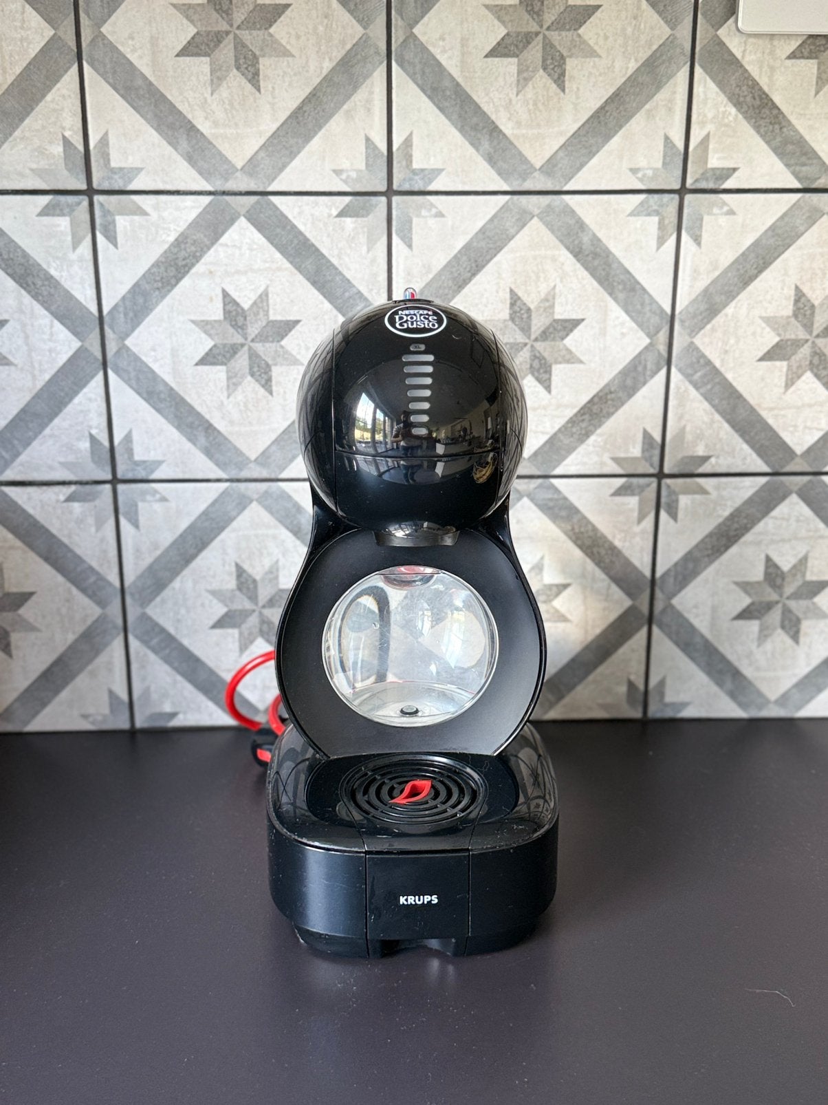 Machine à café Nescafé Dolce Gusto Krups – Noire, Enlèvement, Comme neuf
