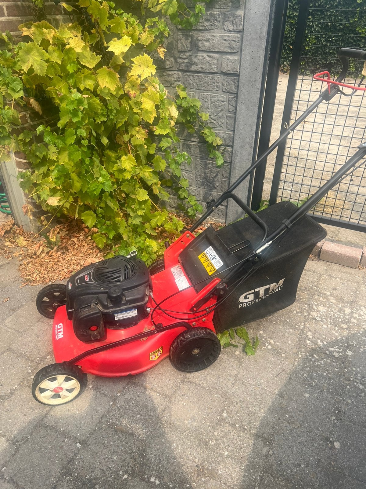 grasmaaier briggs & stratton 500 series 140cc, Tuin en Terras, Grasmaaiers, Ophalen, Gebruikt, Benzine-grasmaaier, Opvangbak