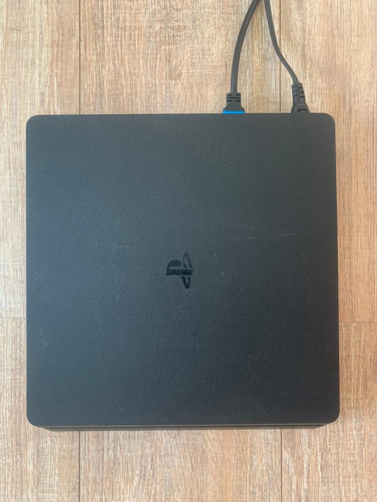 PS4 Slim, Enlèvement, Utilisé, 1 TB, Avec jeux