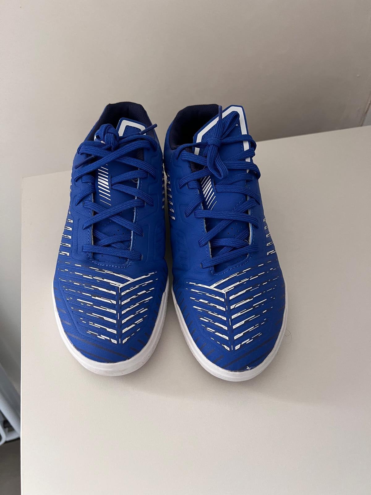 Chaussures de futsal, Sports & Fitness, Enlèvement, Comme neuf, Chaussures