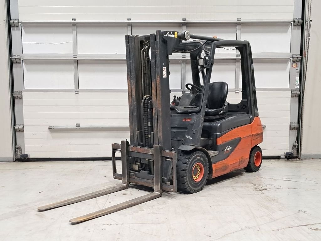 Linde E30-01, 3000 à 4000 kg, Électrique, Chariot élévateur, LINDE