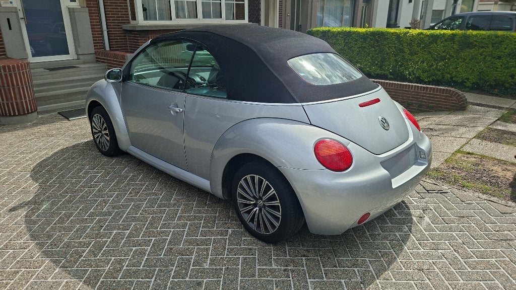 Nouveau cabriolet Beetle, Argent ou Gris, Cabriolet, Boîte manuelle, Coccinelle
